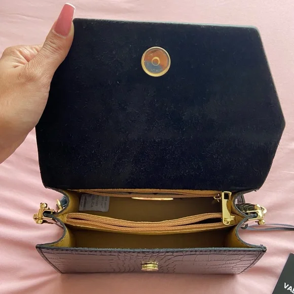 Black Valentino - Picture 12 of 14